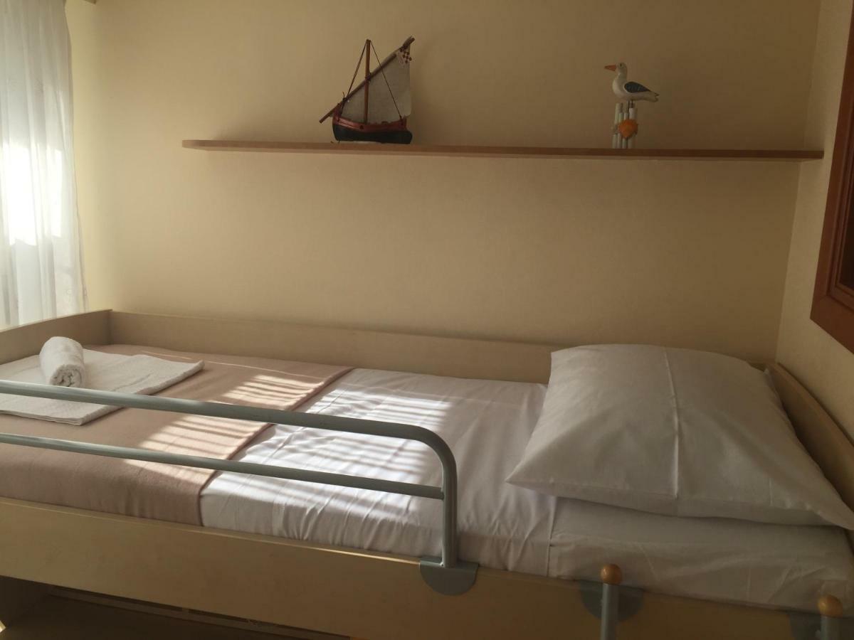 Apartment Trstenik สปลิท ภายนอก รูปภาพ