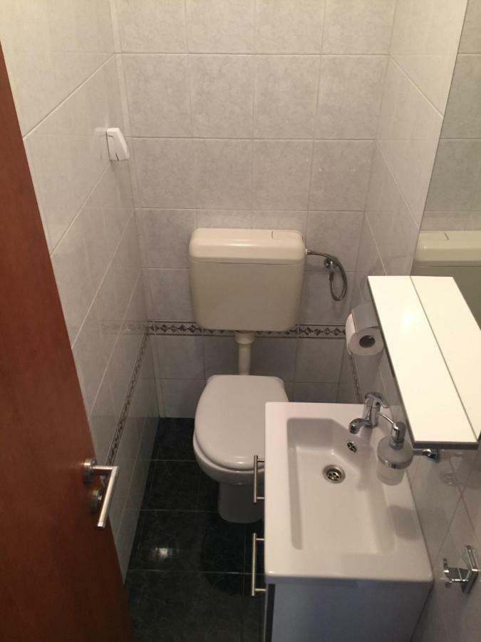 Apartment Trstenik สปลิท ภายนอก รูปภาพ